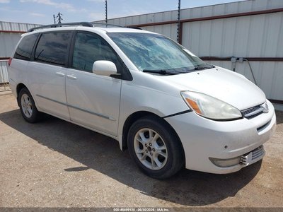 2004 Toyota Sienna