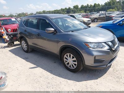 5N1AT2MTXHC****** 2017 Nissan Rogue
