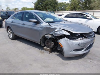 2015 Chrysler 200