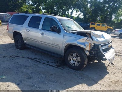 1GNSCJE0XCR****** 2012 Chevrolet Suburban