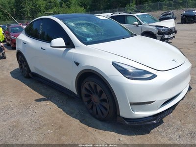 7SAYGDEF1NF****** 2022 Tesla Model Y