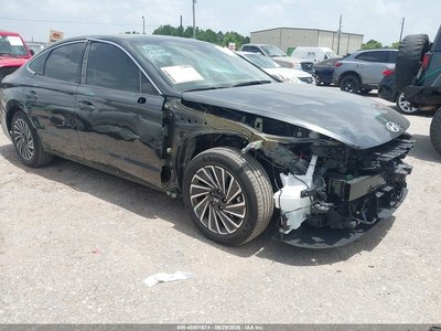 2025 Hyundai Sonata Hybrid