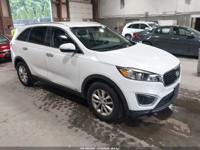 5XYPGDA30GG****** 2016 Kia Sorento