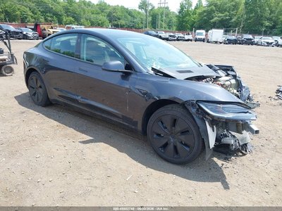 5YJ3E1EA1RF****** 2024 Tesla Model 3