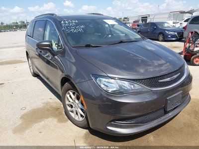 2021 Chrysler Voyager