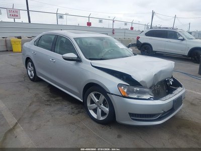 1VWBP7A36CC****** 2012 Volkswagen Passat