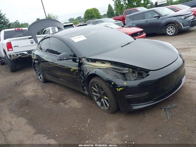 5YJ3E1EB7NF****** 2022 Tesla Model 3