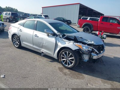 KMHFG4JG8HA****** 2017 Hyundai Azera