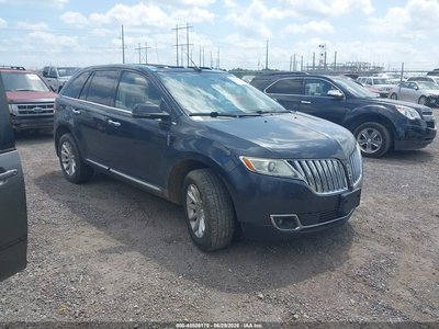 2LMDJ6JKXDB****** 2013 Lincoln MKX