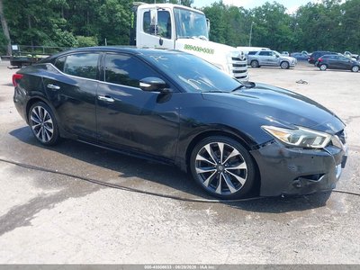 2016 Nissan Maxima