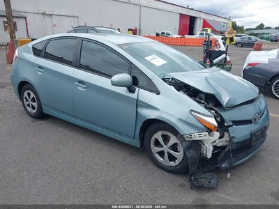 JTDKN3DU7F1****** 2015 Toyota Prius