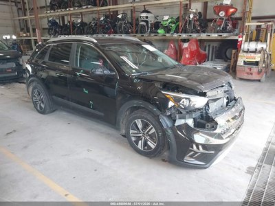 KNDCB3LC0L5****** 2020 Kia Niro