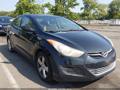 5NPDH4AE3DH****** 2013 Hyundai Elantra