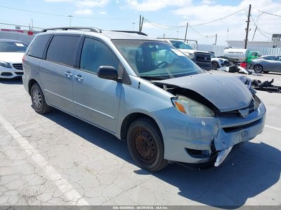 2004 Toyota Sienna