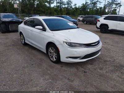 1C3CCCAB4GN****** 2016 Chrysler 200