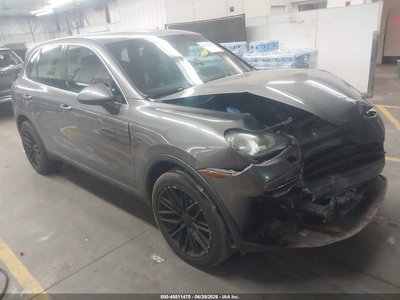 WP1AA2A20EL****** 2014 Porsche Cayenne