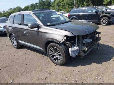JA4AZ3A39HZ****** 2017 Mitsubishi Outlander