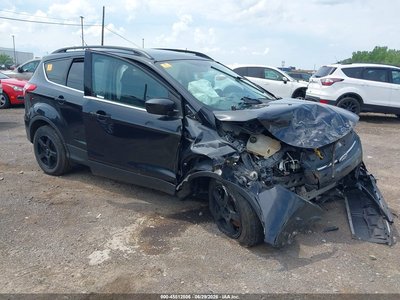 1FMCU9G90FU****** 2015 Ford Escape
