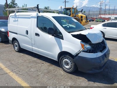 2015 Nissan NV 200