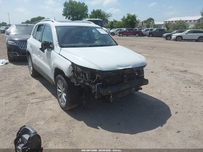 WVGSV7AX2HW****** 2017 Volkswagen Tiguan