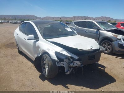 5YJYGDEE7MF****** 2021 Tesla Model Y