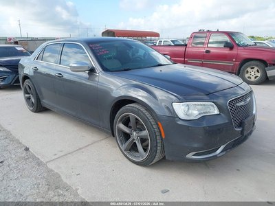 2C3CCAAG8KH****** 2019 Chrysler 300
