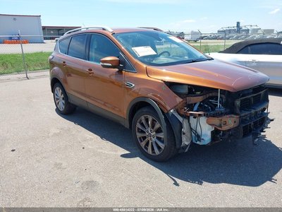 1FMCU9JD3HU****** 2017 Ford Escape