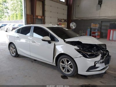 1G1BE5SMXJ7****** 2018 Chevrolet Cruze