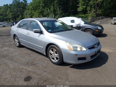 1HGCM56356A****** 2006 Honda Accord