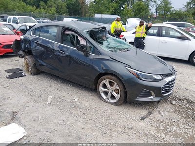 3G1BF6SM6KS****** 2019 Chevrolet Cruze