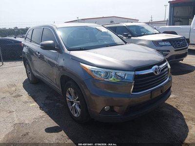 2016 Toyota Highlander