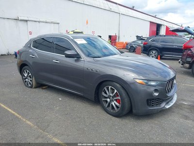 ZN661XUL4HX****** 2017 Maserati Levante