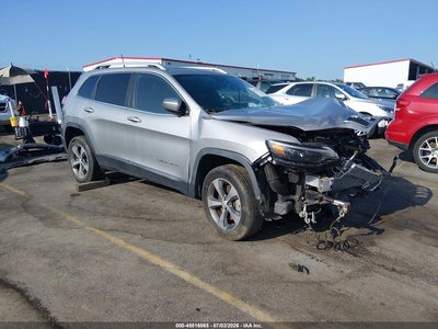 1C4PJMDN7KD****** 2019 Jeep Cherokee