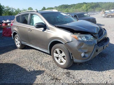 2T3RFREV3EW****** 2014 Toyota RAV4