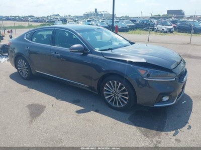 KNALC4J19H5****** 2017 Kia Cadenza