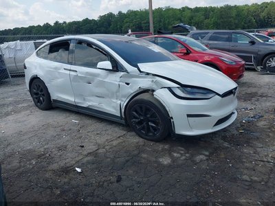 7SAXCAE51NF****** 2022 Tesla Model X