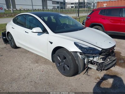 5YJ3E1EA6NF****** 2022 Tesla Model 3