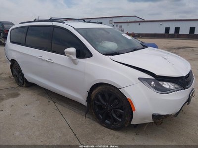 2018 Chrysler Pacifica