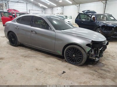 ZARFAECN4H7****** 2017 Alfa Romeo Giulia