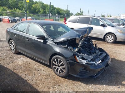 3VWDB7AJ5HM****** 2017 Volkswagen Jetta