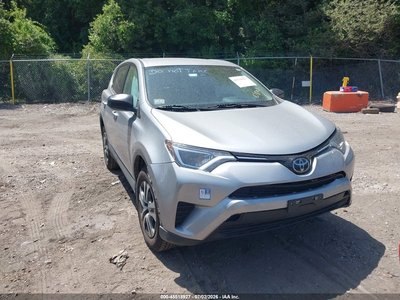 2T3BFREV4JW****** 2018 Toyota RAV4