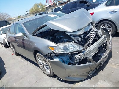 2015 Lexus ES