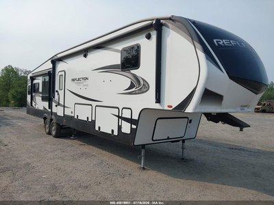 573FR4226N9****** 2022 Grand Design Recreational Reflection