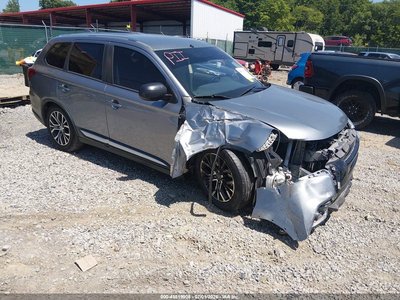 JA4AZ2A36HZ****** 2017 Mitsubishi Outlander