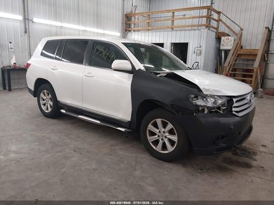 5TDZK3EH8CS****** 2012 Toyota Highlander