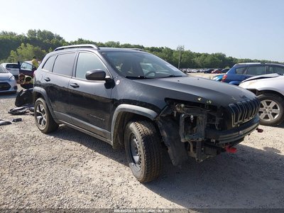 1C4PJMBB1HD****** 2017 Jeep Cherokee