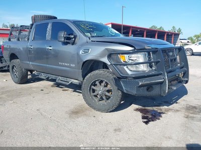 1N6BA1F38HN****** 2017 Nissan Titan