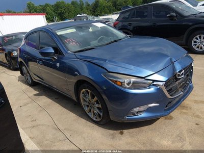 3MZBN1M37JM****** 2018 Mazda 3