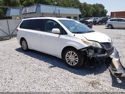 2013 Toyota Sienna