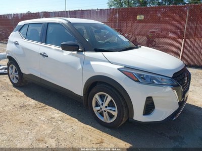 2025 Nissan Kicks